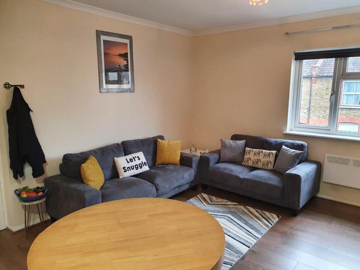 Sav Apartments Watford Уотфорд Стая снимка