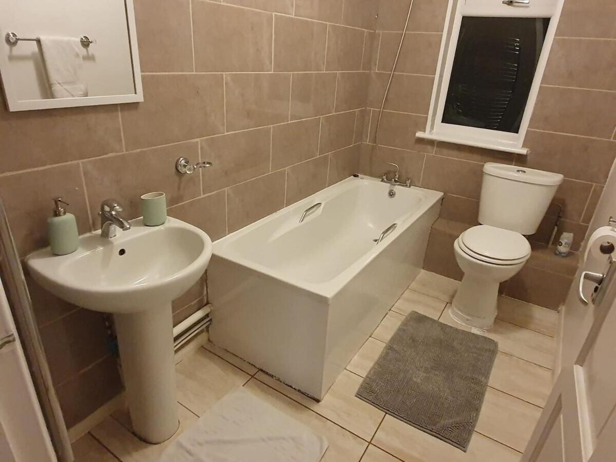 Sav Apartments Watford Уотфорд Стая снимка