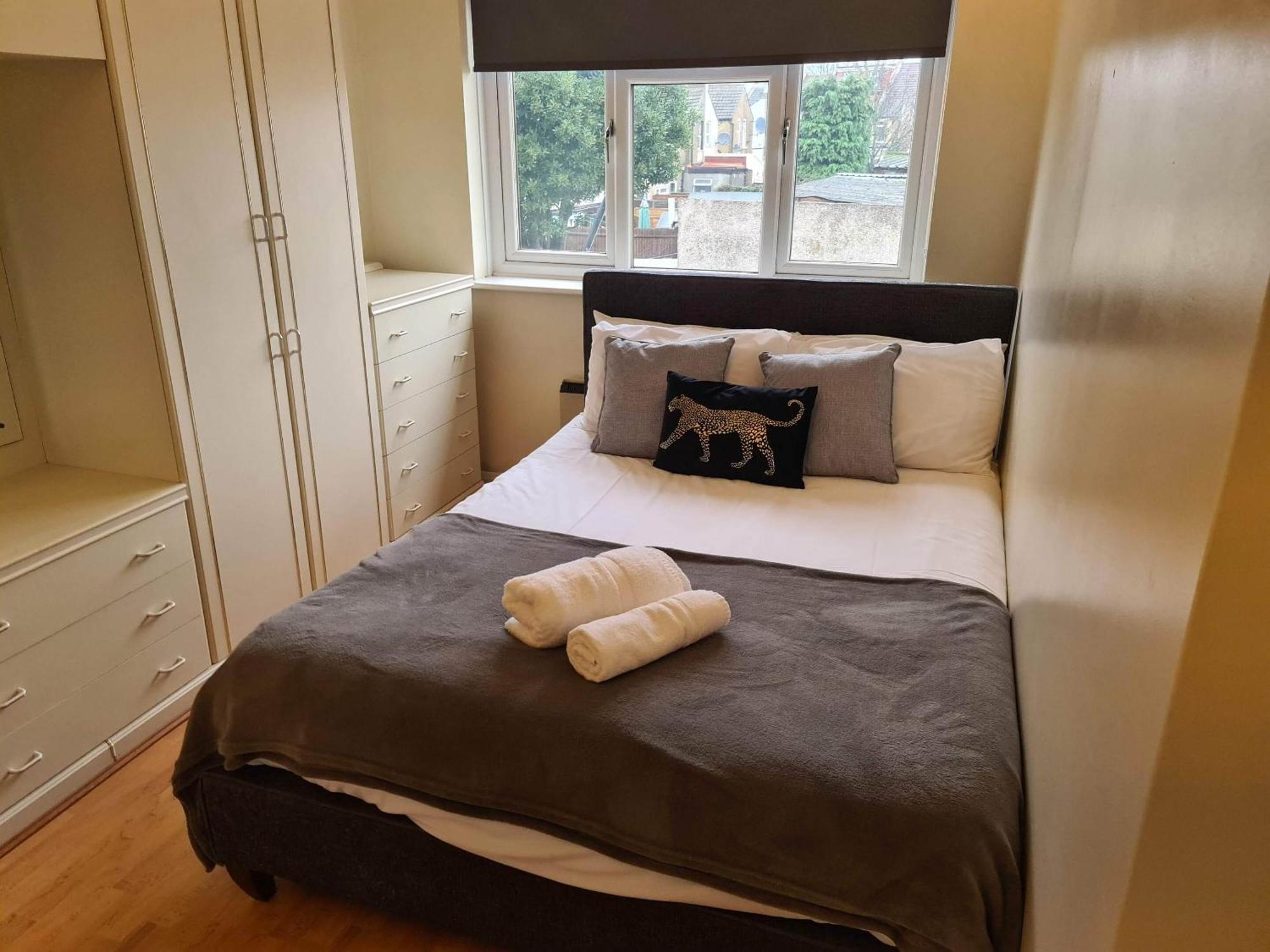 Sav Apartments Watford Уотфорд Стая снимка
